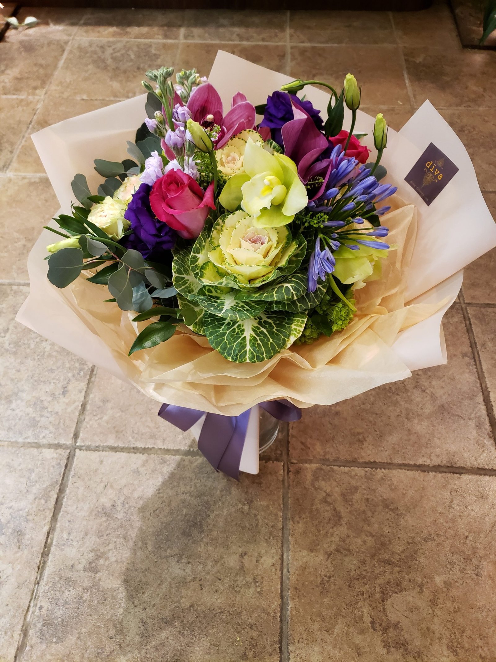 Cottage Garden Charm English-style arrangement